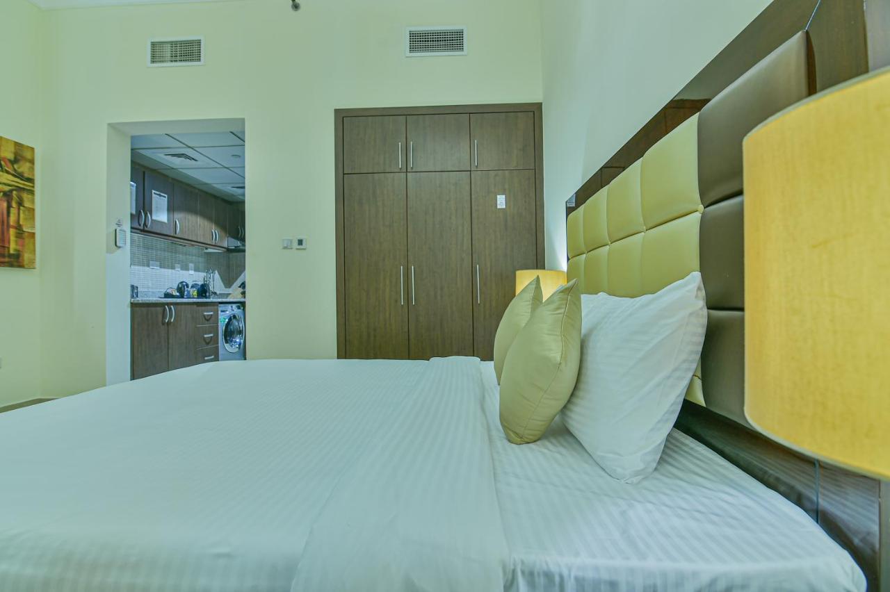 Vista Hotel Apartments Deluxe Дубай Экстерьер фото